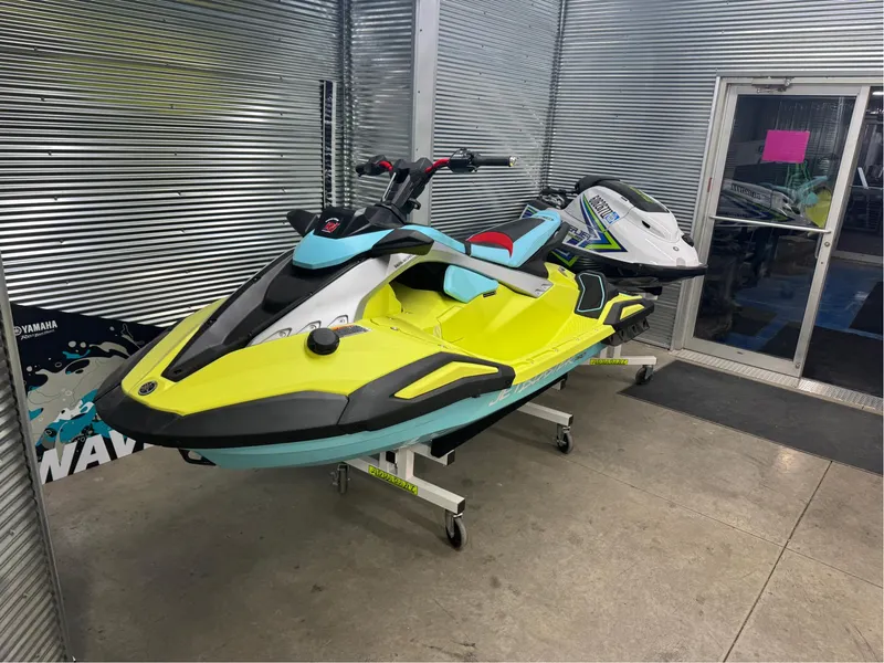 Slide: The Image of Yamaha JetBlaster PRO 3-Up 2025 - 9