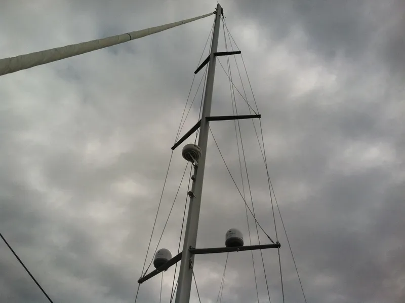 Slide: The Image of Tripple Spreader Mast - 37
