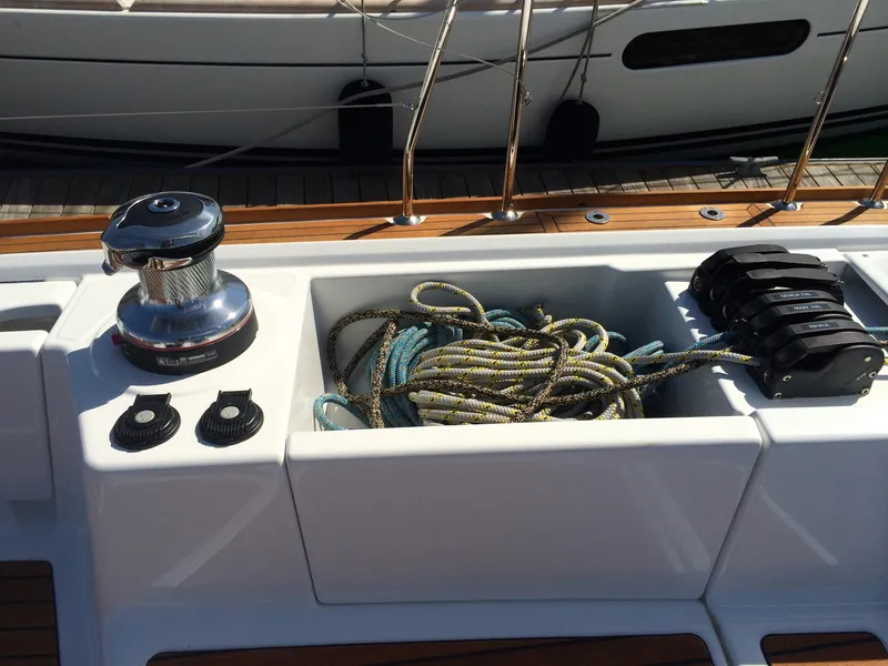 Slide: The Image of All 2 speed electric winches - 86