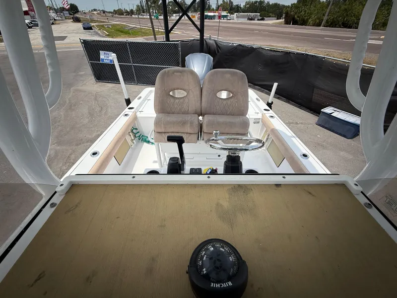 Slide: The Image of Sportsman Masters 247 Bay Boat 2020 - 53