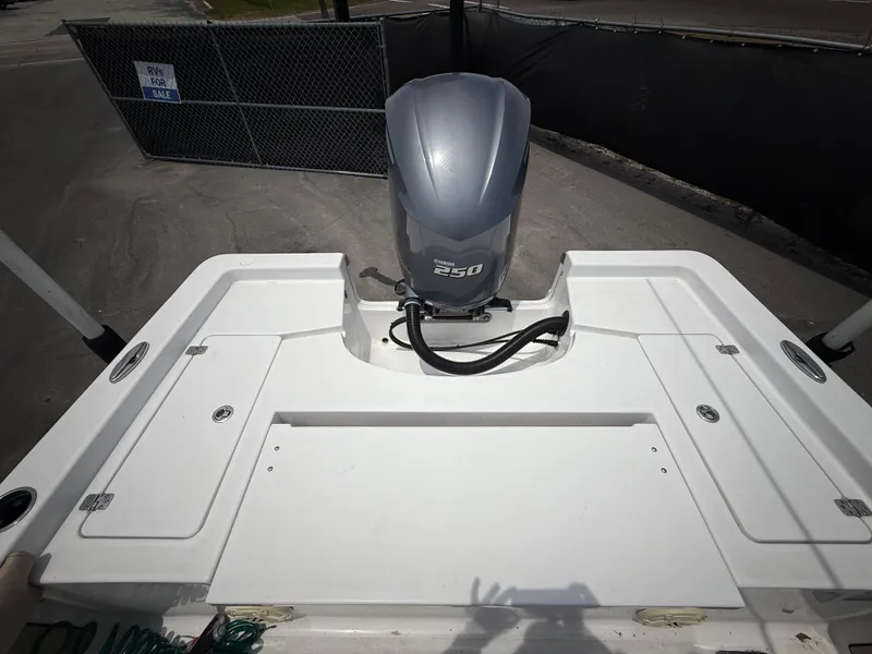 Slide: The Image of Sportsman Masters 247 Bay Boat 2020 - 58