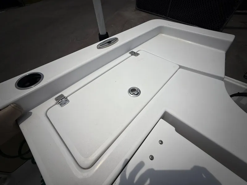 Slide: The Image of Sportsman Masters 247 Bay Boat 2020 - 59