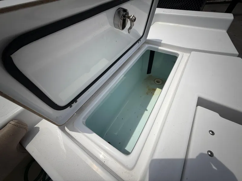 Slide: The Image of Sportsman Masters 247 Bay Boat 2020 - 60