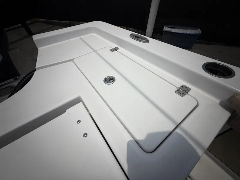 Slide: The Image of Sportsman Masters 247 Bay Boat 2020 - 61