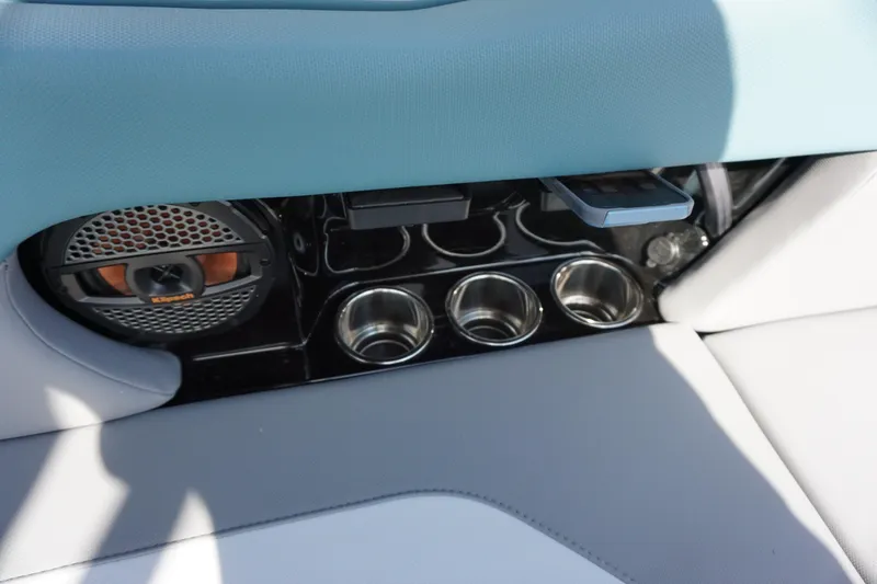 Slide: The Image of MasterCraft NXT24 - 3K Rebate Eligible 2025 - 22