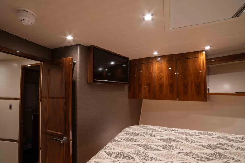 Slide: The Image of Viking 72 Enclosed Bridge 2019 - 67