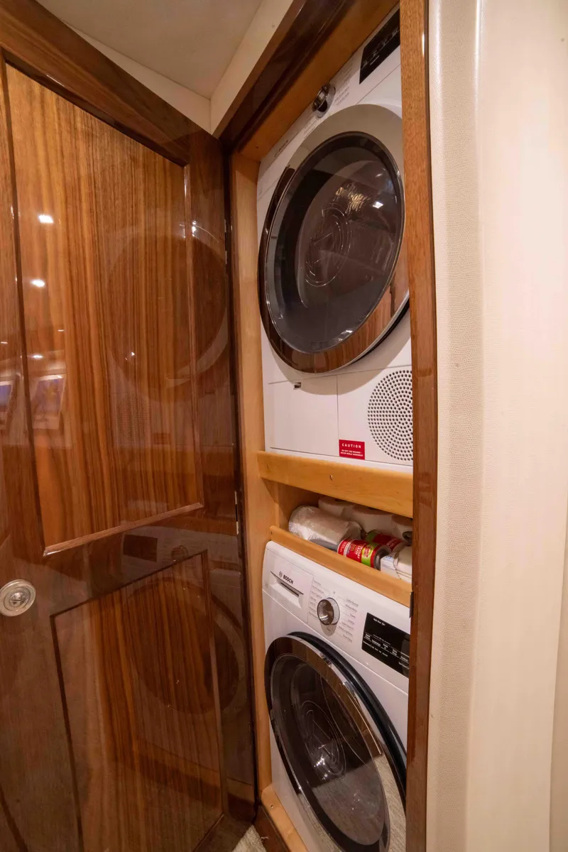 Slide: The Image of Viking 72 Enclosed Bridge 2019 - 76