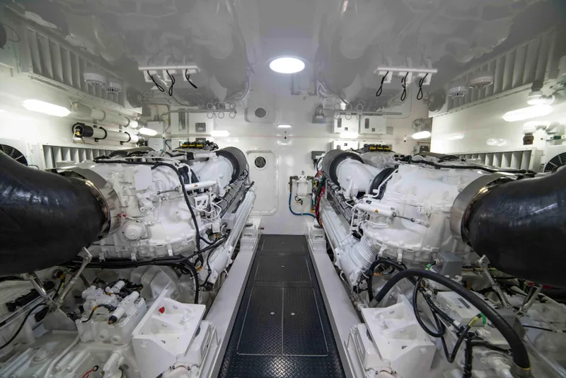 Slide: The Image of Viking 72 Enclosed Bridge 2019 - 78