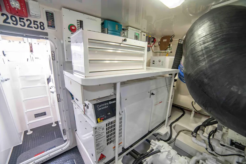 Slide: The Image of Viking 72 Enclosed Bridge 2019 - 82