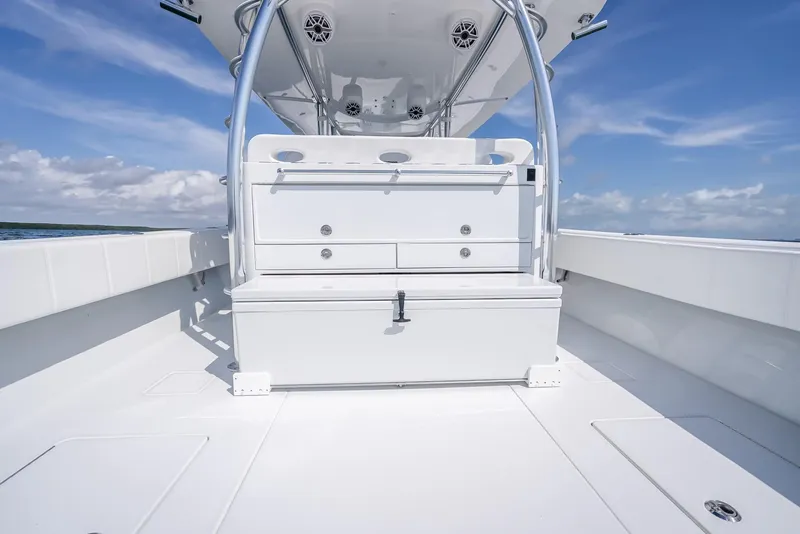 Slide: The Image of Contender 44 ST 2025 - 55