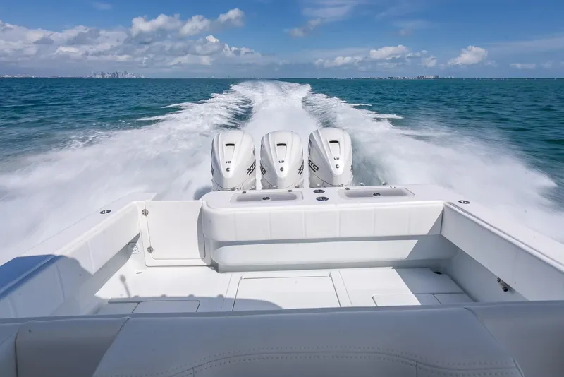 Slide: The Image of Contender 44 ST 2025 - 62