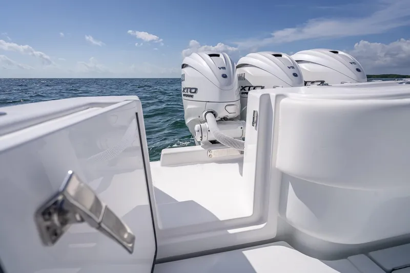 Slide: The Image of Contender 44 ST 2025 - 64