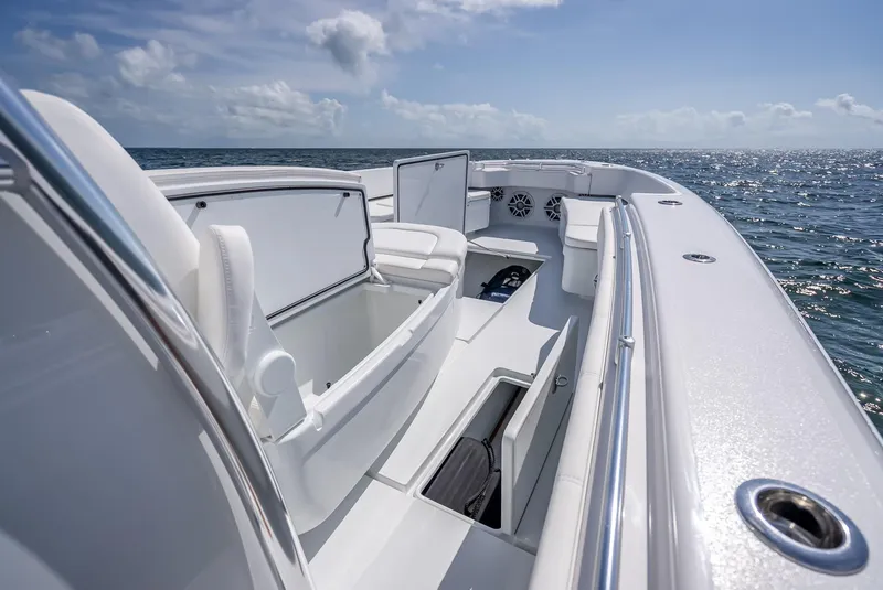 Slide: The Image of Contender 44 ST 2025 - 69