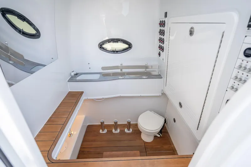 Slide: The Image of Contender 44 ST 2025 - 88