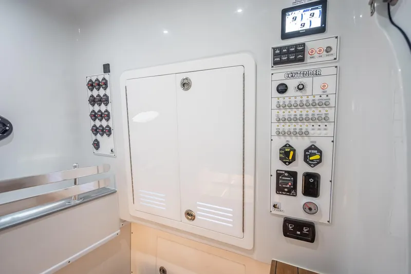 Slide: The Image of Contender 44 ST 2025 - 91