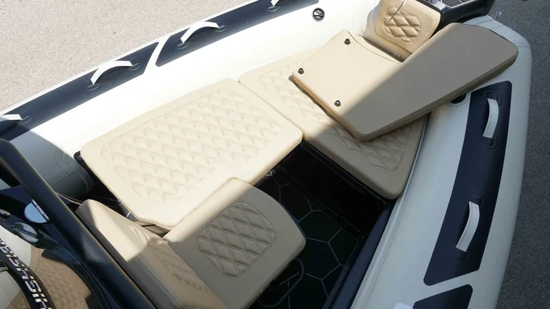 Slide: The Image of Highfield Sport 560 2025 - 15