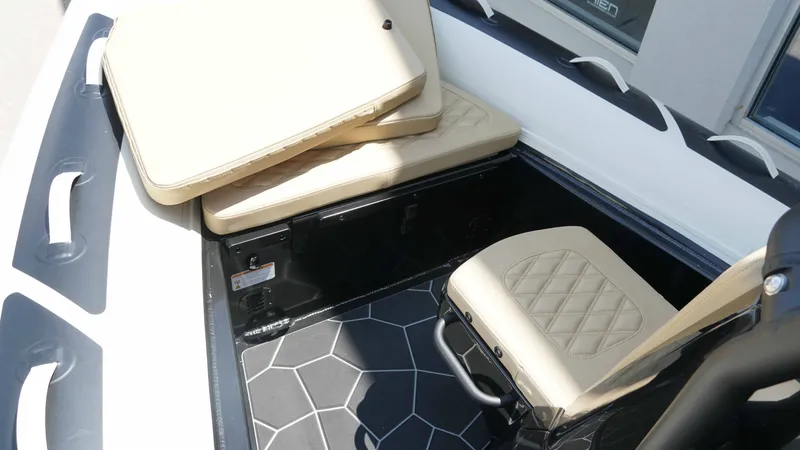 Slide: The Image of Highfield Sport 560 2025 - 17