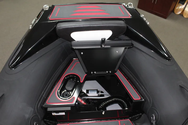 Slide: The Image of Highfield Velox 420 2025 - 16