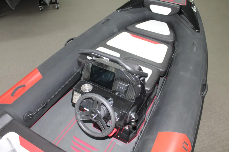 Slide: The Image of Highfield Velox 420 2025 - 9