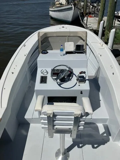 Slide: The Image of CENTER CONSOLE HELM OVERVIEW - 7