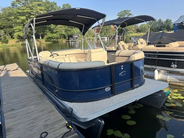 Slide: The Image of Crest Classic LX 200 L 2024 - 3