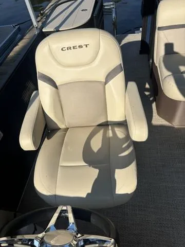 Slide: The Image of Crest Classic LX 200 L 2024 - 9