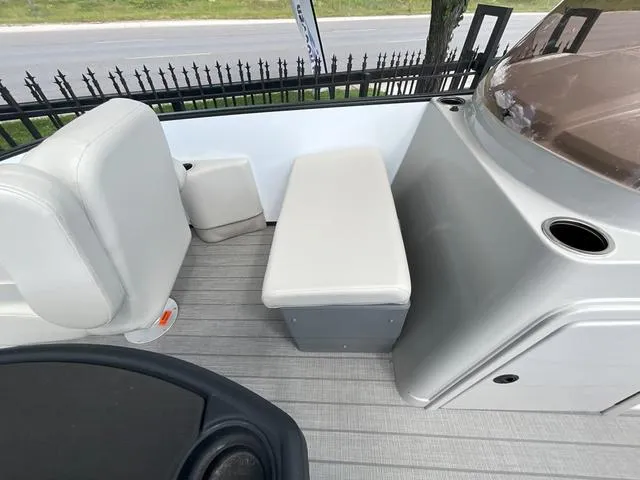 Slide: The Image of Starcraft EXS 1 FD4 2025 - 8