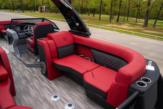 Slide: The Image of Godfrey Aqua Patio 255 SBW 2025 - 11