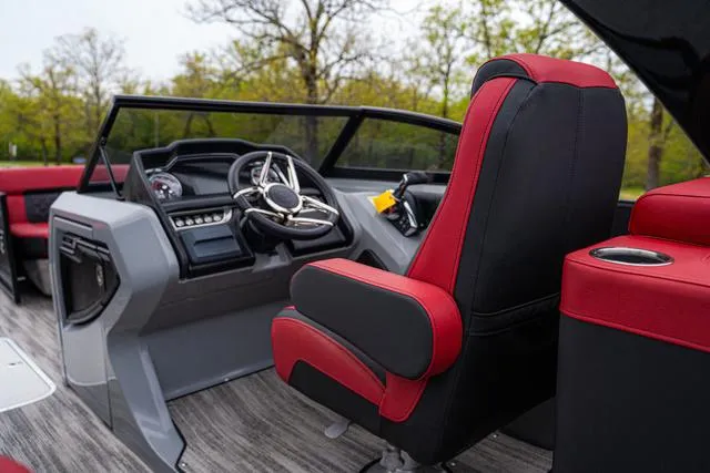 Slide: The Image of Godfrey Aqua Patio 255 SBW 2025 - 7