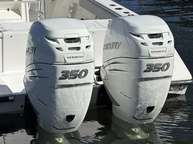 Slide: The Image of Venture 34 2001 - 12