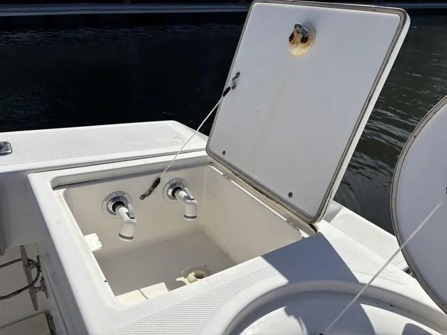 Slide: The Image of Venture 34 2001 - 18