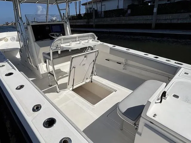 Slide: The Image of Venture 34 2001 - 21