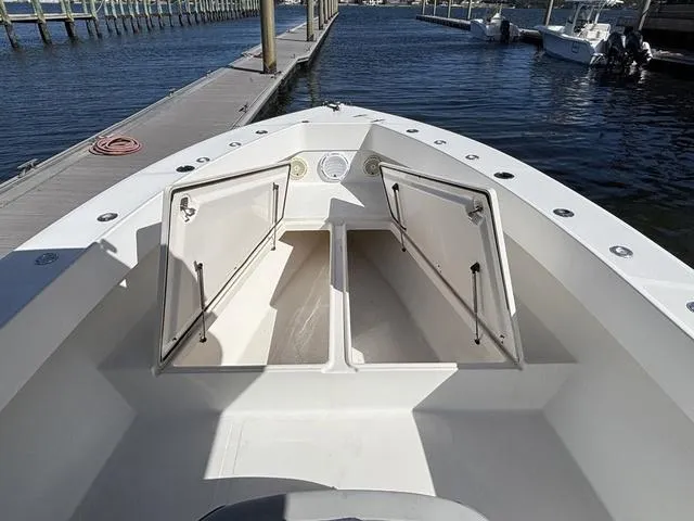 Slide: The Image of Venture 34 2001 - 24