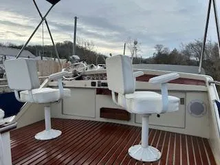 Slide: The Image of BRIDGE HELM VIEW W/TEAK & HOLLY SOLE - 22