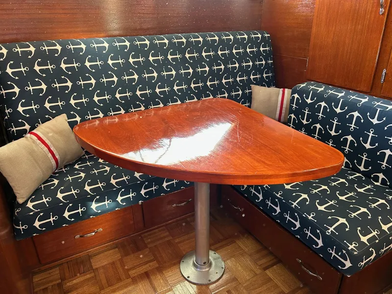 Slide: The Image of SETEE ARRANGEMENT W/SOLID TABLE - 8