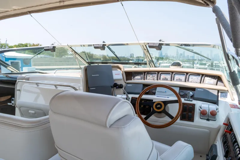 Slide: The Image of Sea Ray 630 Super Sun Sport 1996 - 11