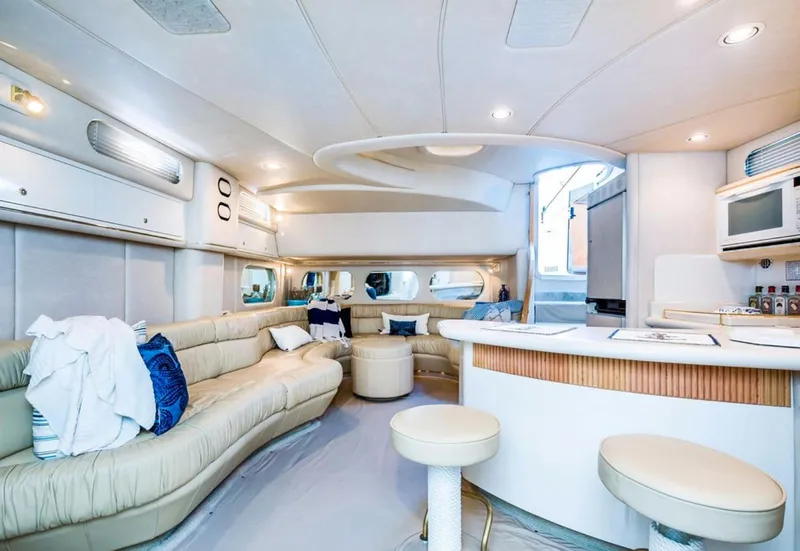 Slide: The Image of Sea Ray 630 Super Sun Sport 1996 - 3