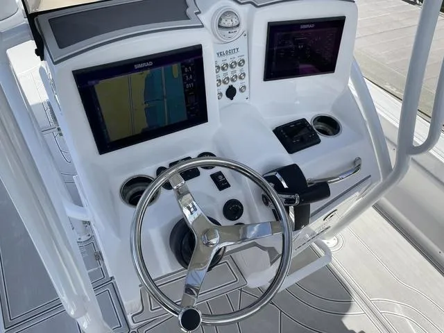 Slide: The Image of Velocity 260 Bay 2023 - 10