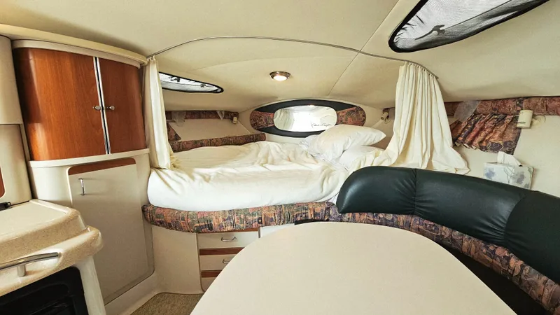 Slide: The Image of Chris-Craft 320 Express Cruiser 1998 - 3