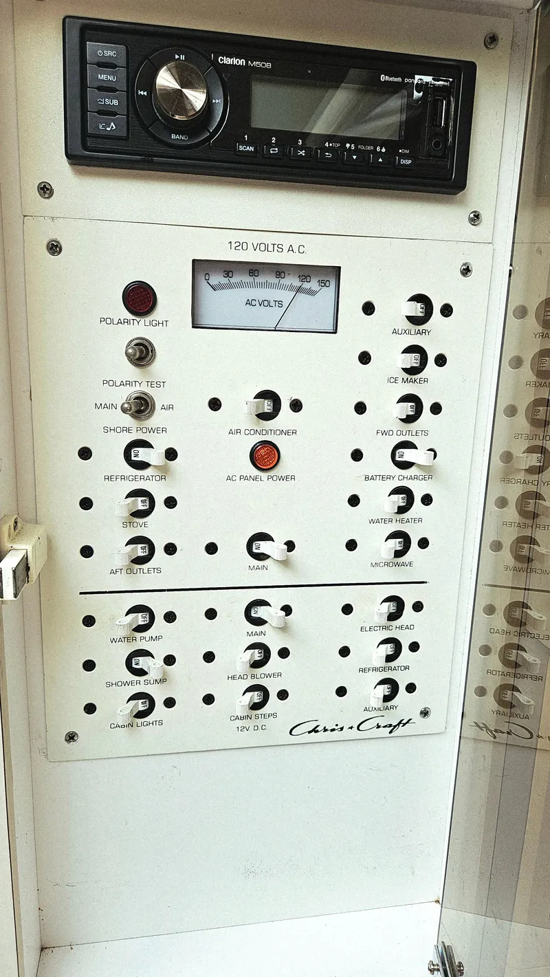 Slide: The Image of Chris-Craft 320 Express Cruiser 1998 - 31