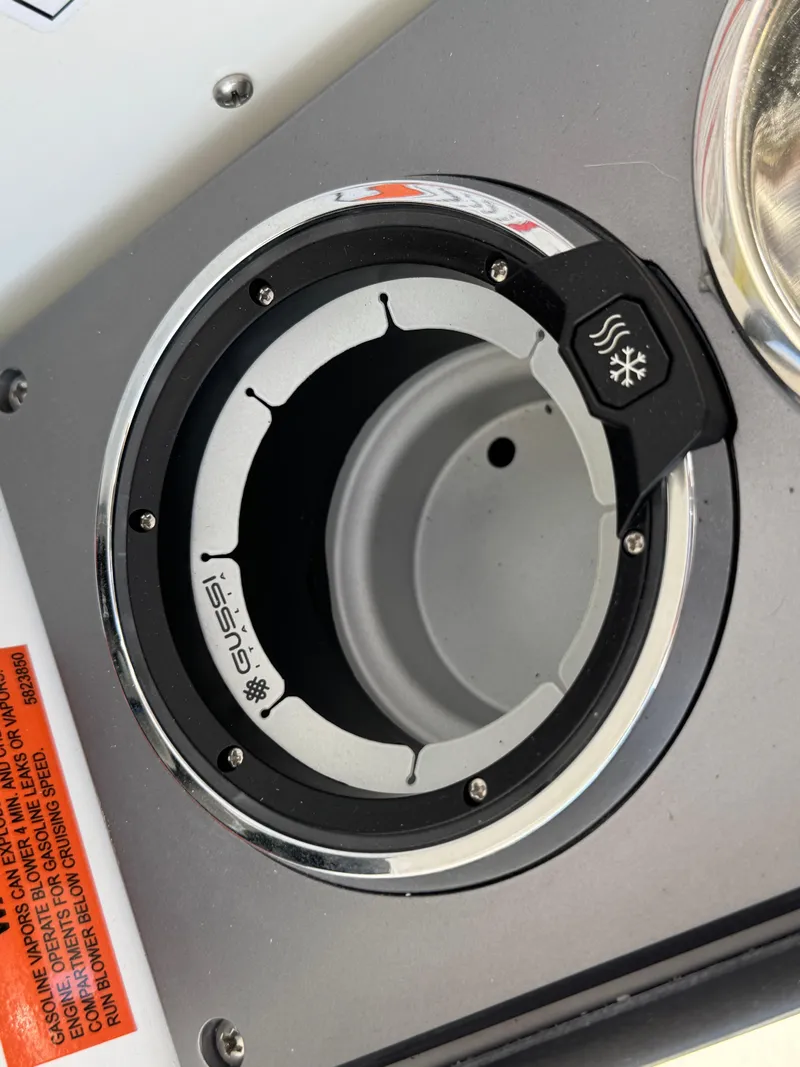 Slide: The Image of Montara 25' SURF BOSS 2.0 CWDH 2025 boat cup holder with temperature control. - 23