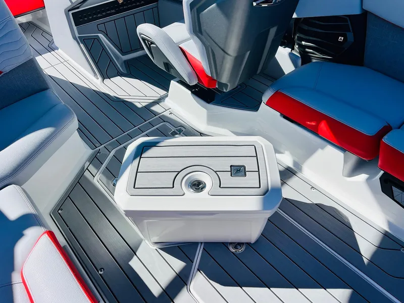 Slide: The Image of Nautique Super Air Nautique G23 2025 - 60