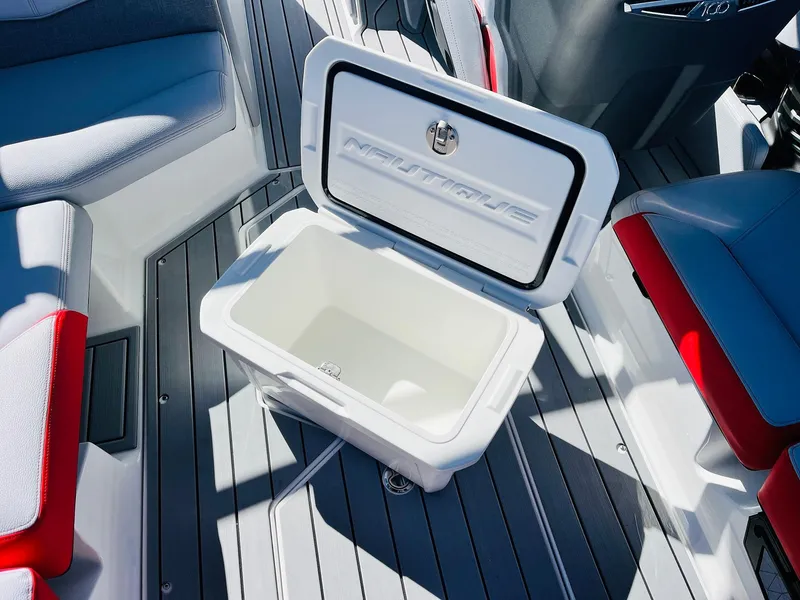 Slide: The Image of Nautique Super Air Nautique G23 2025 - 61