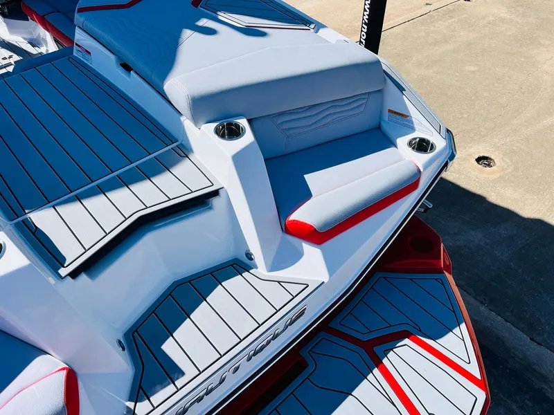 Slide: The Image of Nautique Super Air Nautique G23 2025 - 64