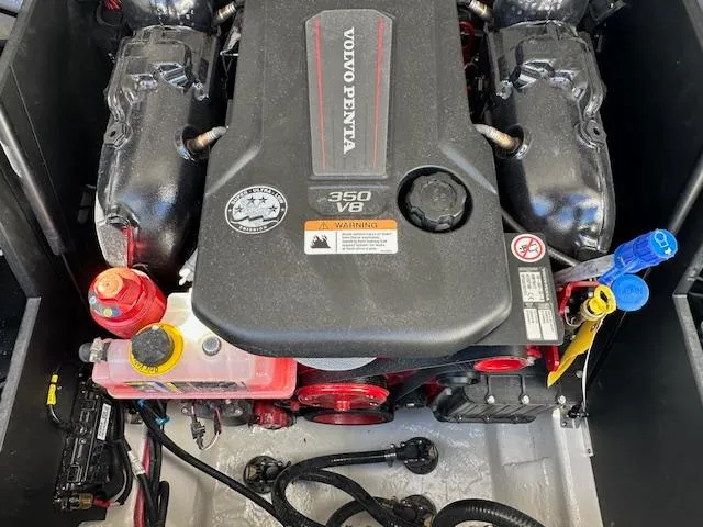 Slide: The Image of Volvo Penta 350 V8 engine in 2025 Regal LS4 Surf boat. - 27
