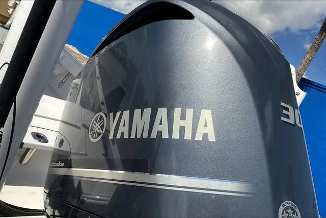 Slide: The Image of Sportsman Masters 247 Bay Boat 2021 - 27