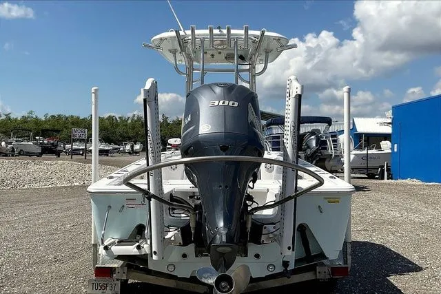 Slide: The Image of Sportsman Masters 247 Bay Boat 2021 - 37