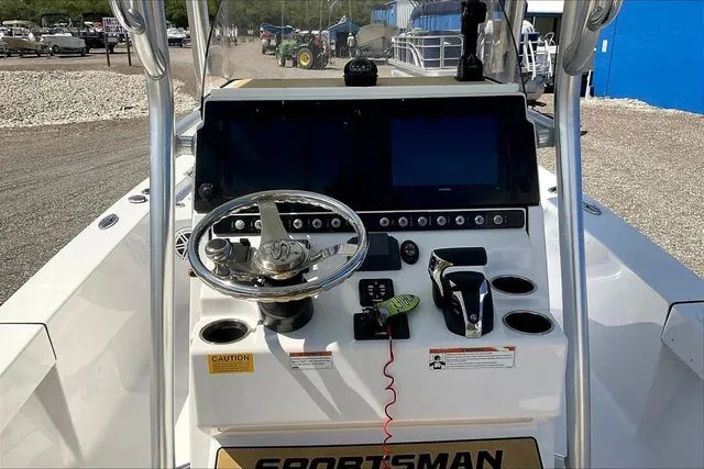 Slide: The Image of Sportsman Masters 247 Bay Boat 2021 - 45