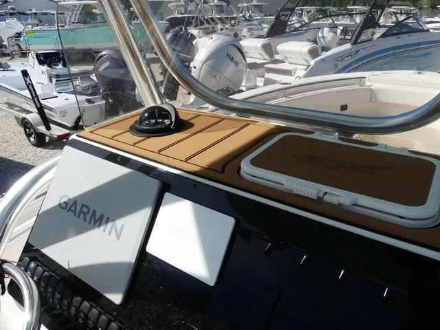 Slide: The Image of Bulls Bay 255CC 2025 - 17