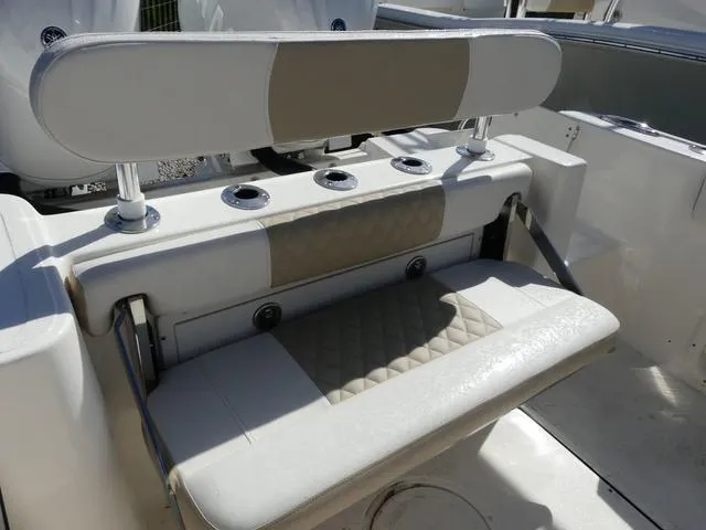 Slide: The Image of Bulls Bay 255CC 2025 - 21